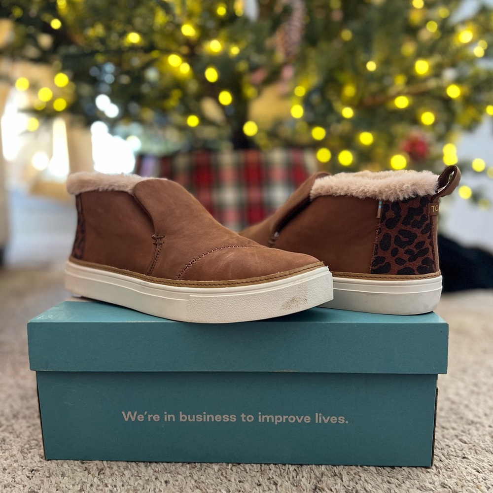 Toms Brown and Leopard Print Sneakers Faux Fur